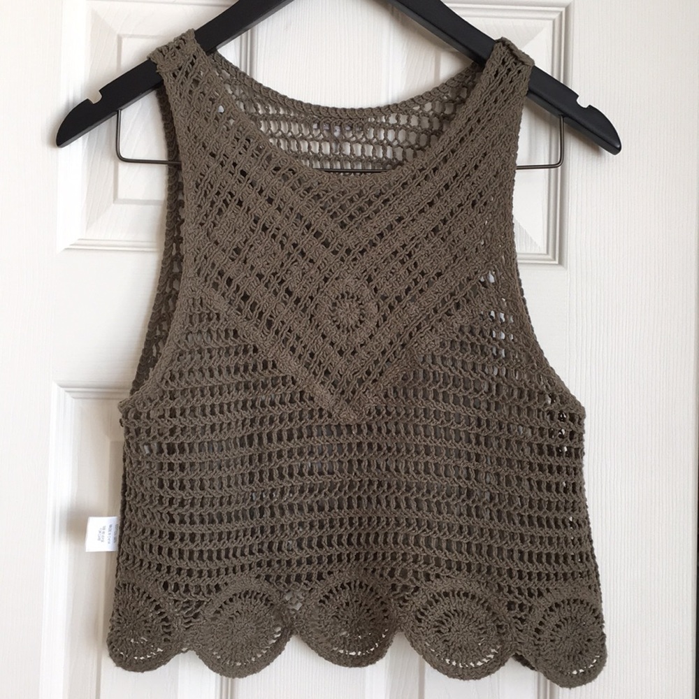 Cute 2 Piece Outfit Knit Tank and Camo Skirt